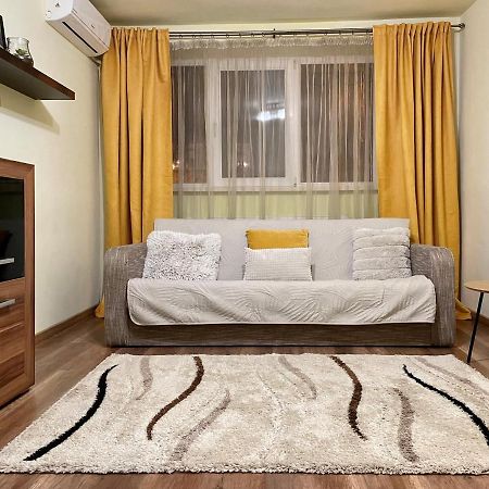 Cozy And Clean Apartment, Near National Arena Bucureşti Ngoại thất bức ảnh